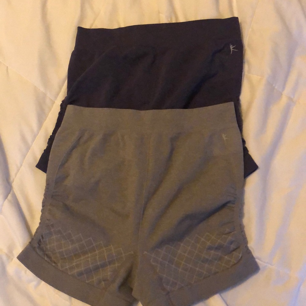 Danskin biker shorts size 4-6 lot of 2